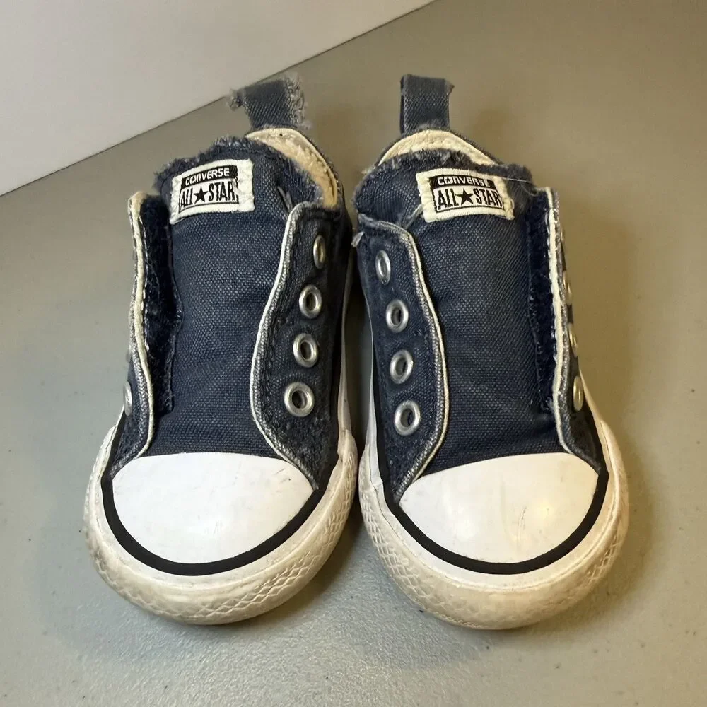 Converse Baby Size 5 Blue Sneakers With Hook And Loop Closure